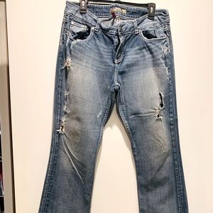 Buckle BKE Culture Distressed Jeans